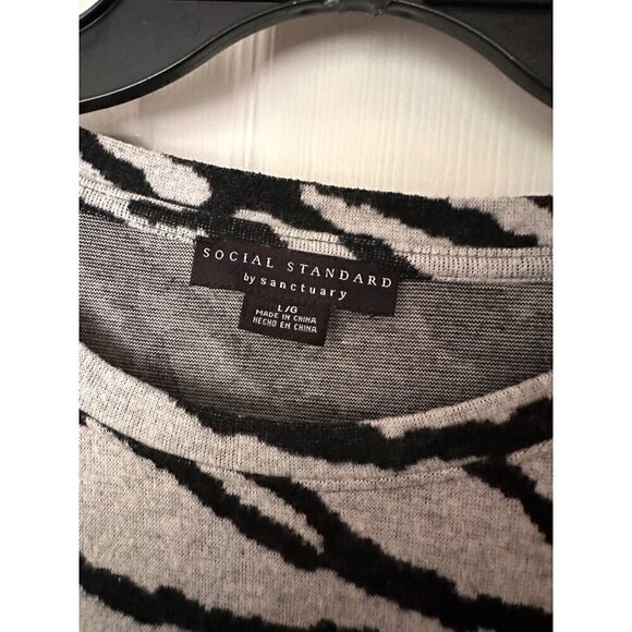 Social Standard By Sanctuary Black and White Zebra Thin Pullover Sweater - Picture 2 of 3